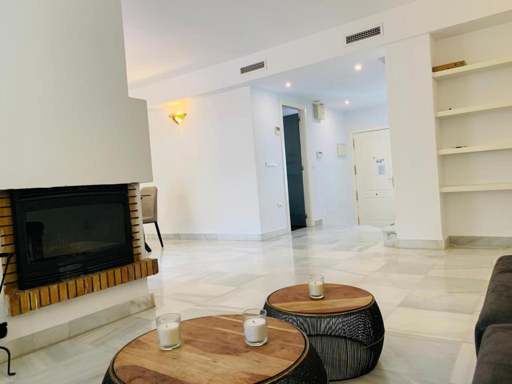 Apartamentos Naranjos Del Sol Marbella Exteriör bild