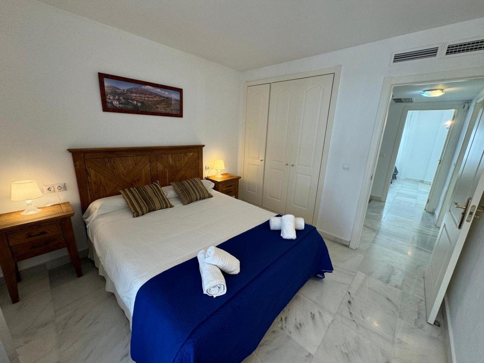 Apartamentos Naranjos Del Sol Marbella Exteriör bild