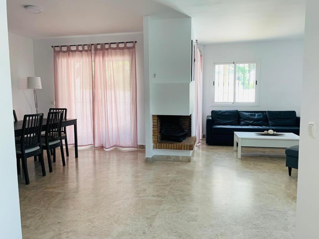 Apartamentos Naranjos Del Sol Marbella Exteriör bild