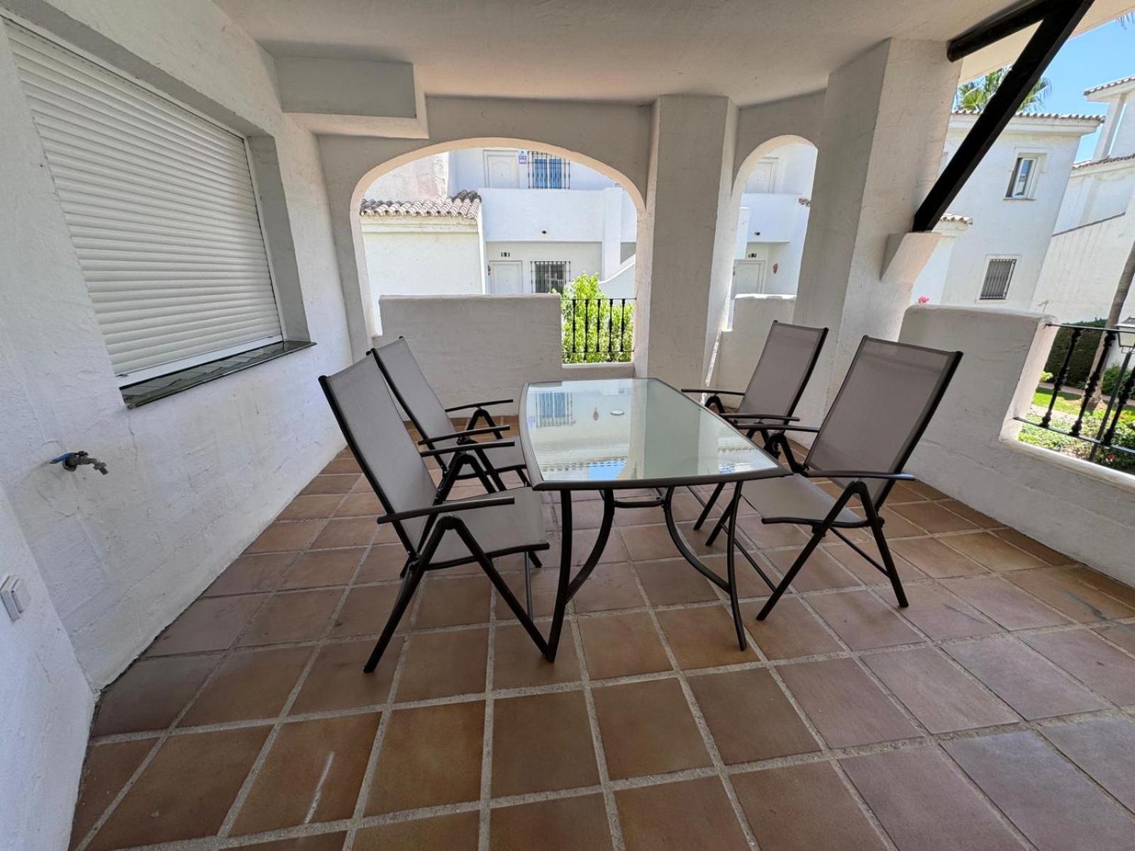 Apartamentos Naranjos Del Sol Marbella Exteriör bild