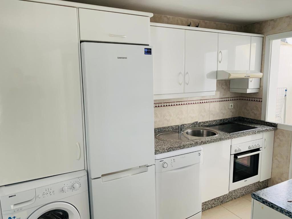 Apartamentos Naranjos Del Sol Marbella Exteriör bild